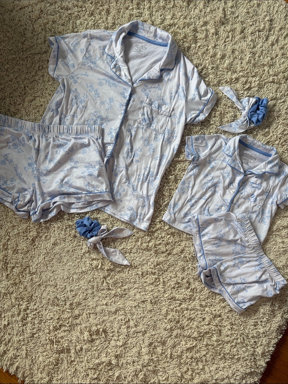 Tahari mommy and me matching floral pjs